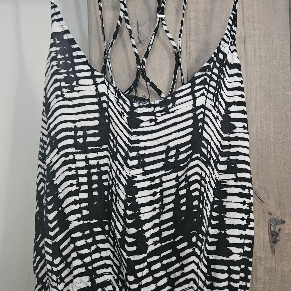 DOLCE VITA Ikat Romper Cover-Up Lattice Back. Black/white. Size Small NWT - Picture 3 of 14